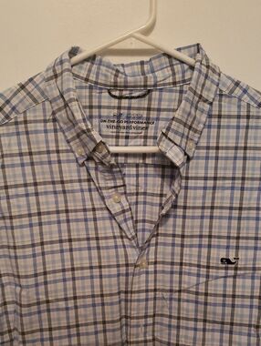 Vineyard Vines Men’s Light Blue, Navy & White Plaid Button-Down Shirt